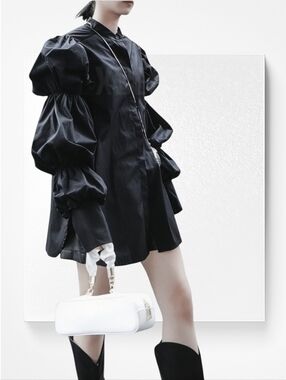 THREE TIER PUFF SLEEVE BLOUSE - Onyx